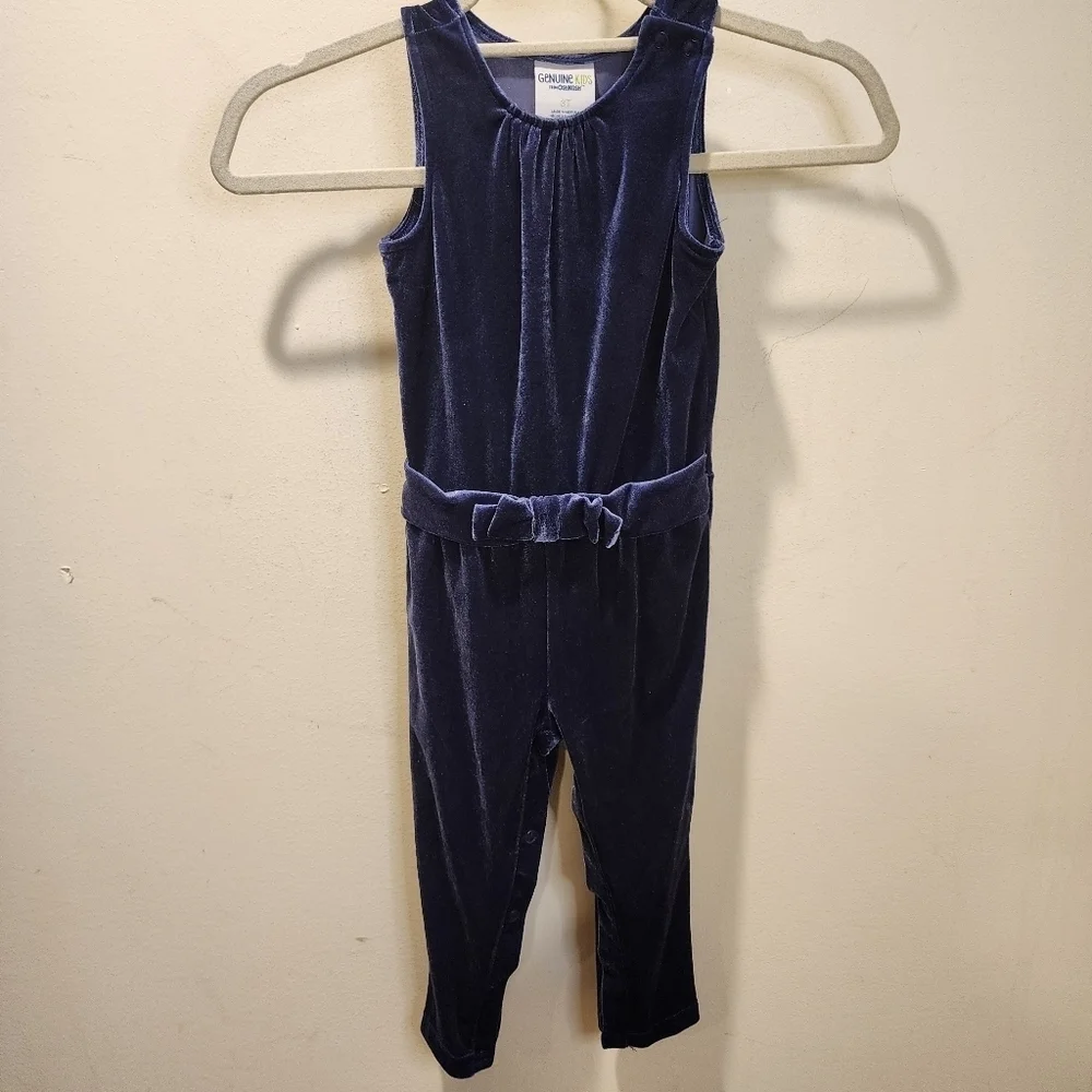 GENUINE Kids From Oshkosh Velour purple jumpsuit size 3T